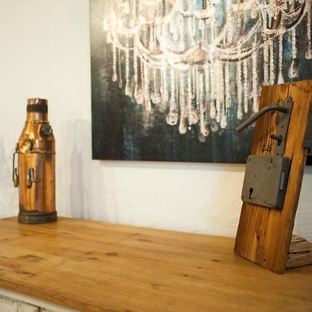 Pajta Apartman Es Vendeghaz Tata Ngoại thất bức ảnh